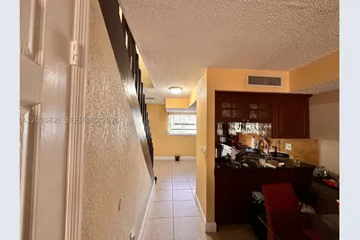 5953 W 28th #24, Hialeah, FL 33016 - Photo 13