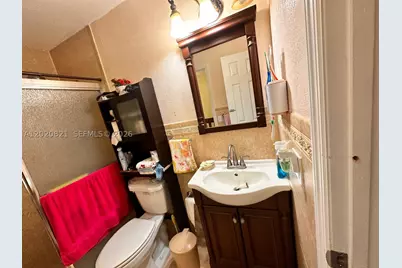 5953 W 28th #24, Hialeah, FL 33016 - Photo 27