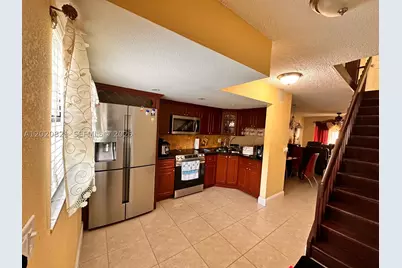 5953 W 28th #24, Hialeah, FL 33016 - Photo 7