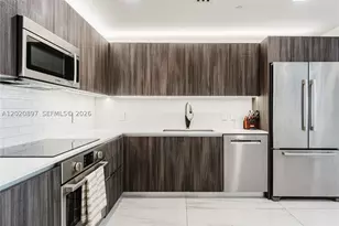 488 NE 18th, Miami, FL 33132 - Photo 11