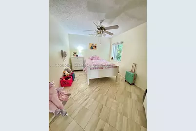 131 SW 178th, Pembroke Pines, FL 33029 - Photo 9