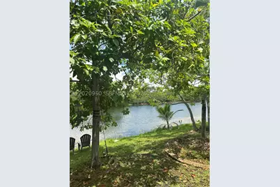 131 SW 178th, Pembroke Pines, FL 33029 - Photo 15
