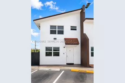 401 SW 109th #14, Miami, FL 33174 - Photo 1