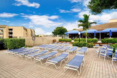 10466 Sunrise Lakes #107, Sunrise, FL 33322 - Photo 27