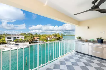 10180 W Bay Harbor #4A, Bay Harbor Islands, FL 33154 - Photo 3