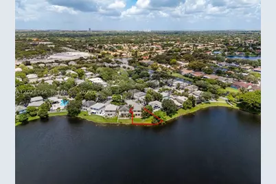 850 NW 98th, Plantation, FL 33324 - Photo 5