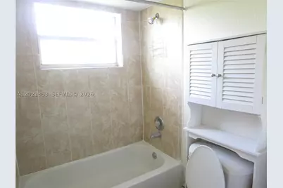 5111 W Oakland Park #301, Lauderdale Lakes, FL 33313 - Photo 25