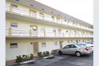 5111 W Oakland Park #301, Lauderdale Lakes, FL 33313 - Photo 1