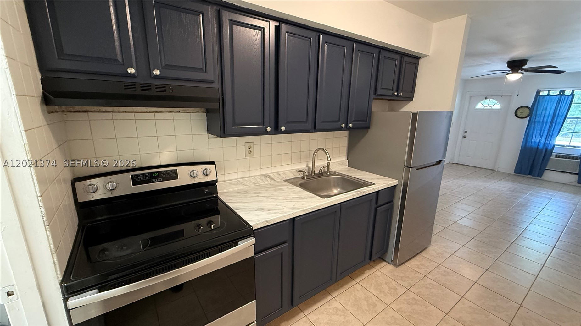 4940 SW 28th #S main architectural view