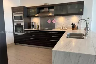 200 Biscayne Blvd, Miami, FL 33131 - Photo 11