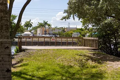 250 NW 14th, Dania Beach, FL 33004 - Photo 25