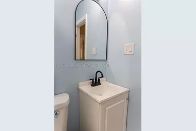 250 NW 14th, Dania Beach, FL 33004 - Photo 13
