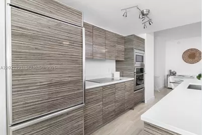 460 NE 28th #3105, Miami, FL 33137 - Photo 11