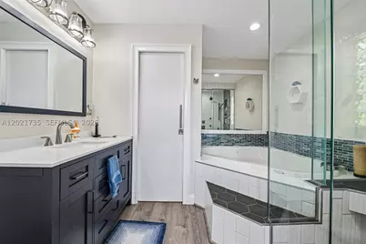 483 NW 107th, Coral Springs, FL 33071 - Photo 11