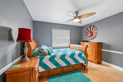 483 NW 107th, Coral Springs, FL 33071 - Photo 13