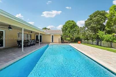 483 NW 107th, Coral Springs, FL 33071 - Photo 39