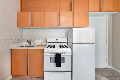 3710 Collins #N-305, Miami Beach, FL 33140 - Photo 7
