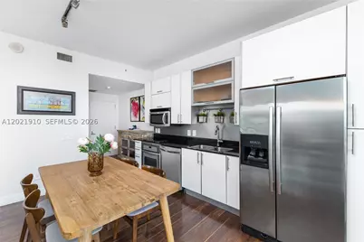 60 SW 13th #4613, Miami, FL 33130 - Photo 5