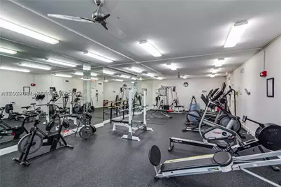 2655 Collins #2302, Miami Beach, FL 33140 - Photo 31