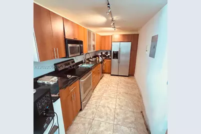 7501 E Treasure #7R, North Bay Village, FL 33141 - Photo 11