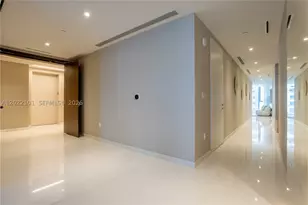 300 Biscayne Blvd, Miami, FL 33131 - Photo 29