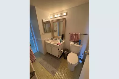 20335 W Country Club #1205, Aventura, FL 33180 - Photo 13