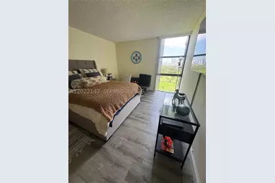20335 W Country Club #1205, Aventura, FL 33180 - Photo 11