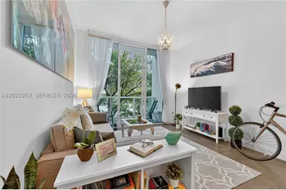 31 SE 5th #203, Miami, FL 33131 - Photo 13