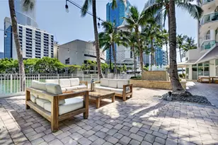 31 SE 5th, Miami, FL 33131 - Photo 43