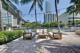 31 SE 5th, Miami, FL 33131 - Photo 41
