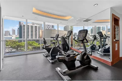 31 SE 5th #203, Miami, FL 33131 - Photo 51