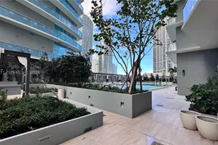 77 SE 5, Miami, FL 33131 - Photo 31
