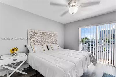 349 Virginia #349, Hollywood, FL 33019 - Photo 9