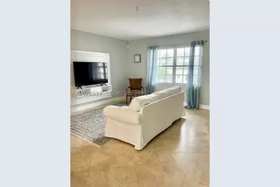 349 Virginia #349, Hollywood, FL 33019 - Photo 7