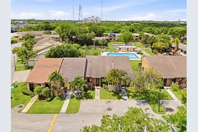 455 NE 210th, Miami, FL 33179 - Photo 25