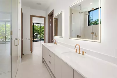 900 NE 75th, Miami, FL 33138 - Photo 31