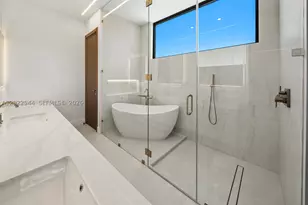 900 NE 75th, Miami, FL 33138 - Photo 33
