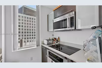 500 Brickell #4102, Miami, FL 33131 - Photo 13