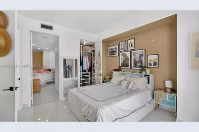 500 Brickell #4102, Miami, FL 33131 - Photo 23