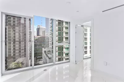 300 Biscayne Blvd #1802, Miami, FL 33131 - Photo 19