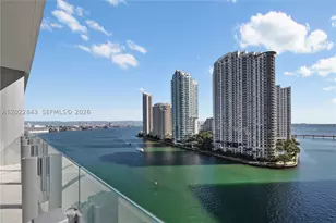 300 Biscayne Blvd, Miami, FL 33131 - Photo 3