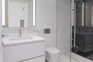 300 Biscayne Blvd, Miami, FL 33131 - Photo 19