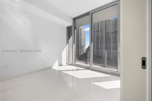 300 Biscayne Blvd, Miami, FL 33131 - Photo 21