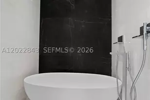 300 Biscayne Blvd, Miami, FL 33131 - Photo 29