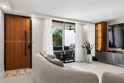425 Grapetree #211, Key Biscayne, FL 33149 - Photo 9