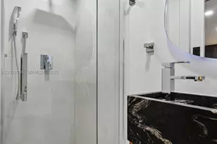 425 Grapetree, Key Biscayne, FL 33149 - Photo 23