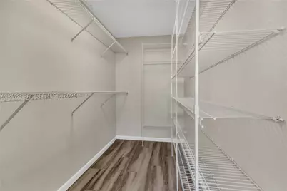 1300 NE Miami Gardens #714E, Miami, FL 33179 - Photo 23