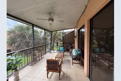 450 Commodore #306, Plantation, FL 33325 - Photo 7