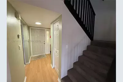 450 Commodore #306, Plantation, FL 33325 - Photo 17