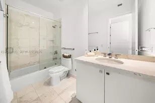 900 Brickell Key, Miami, FL 33131 - Photo 27